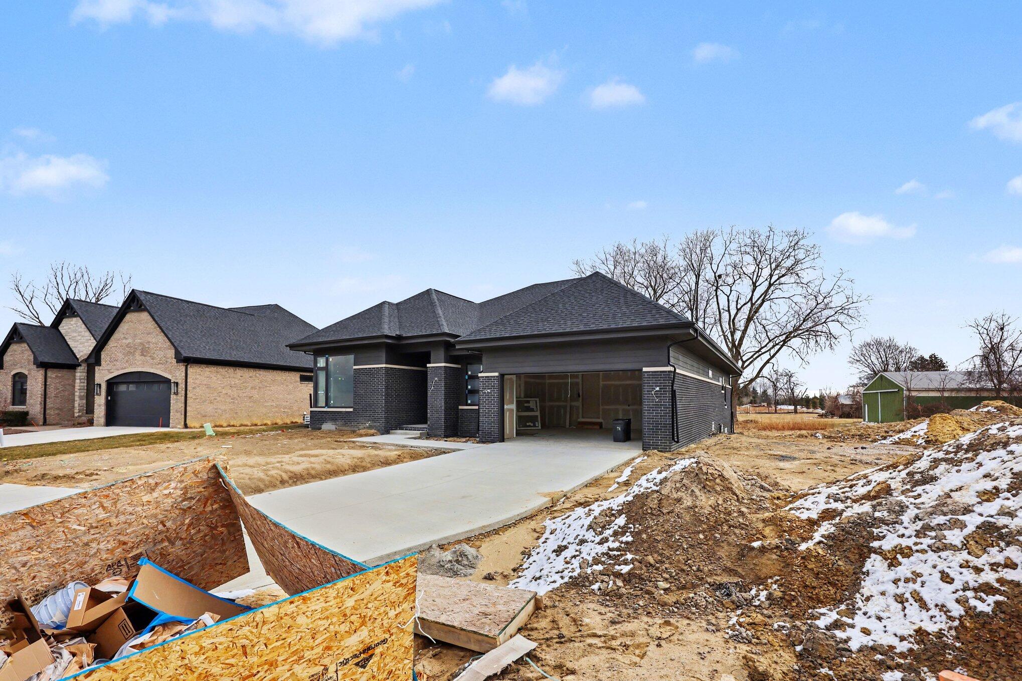 57078 Meadowridge Drive