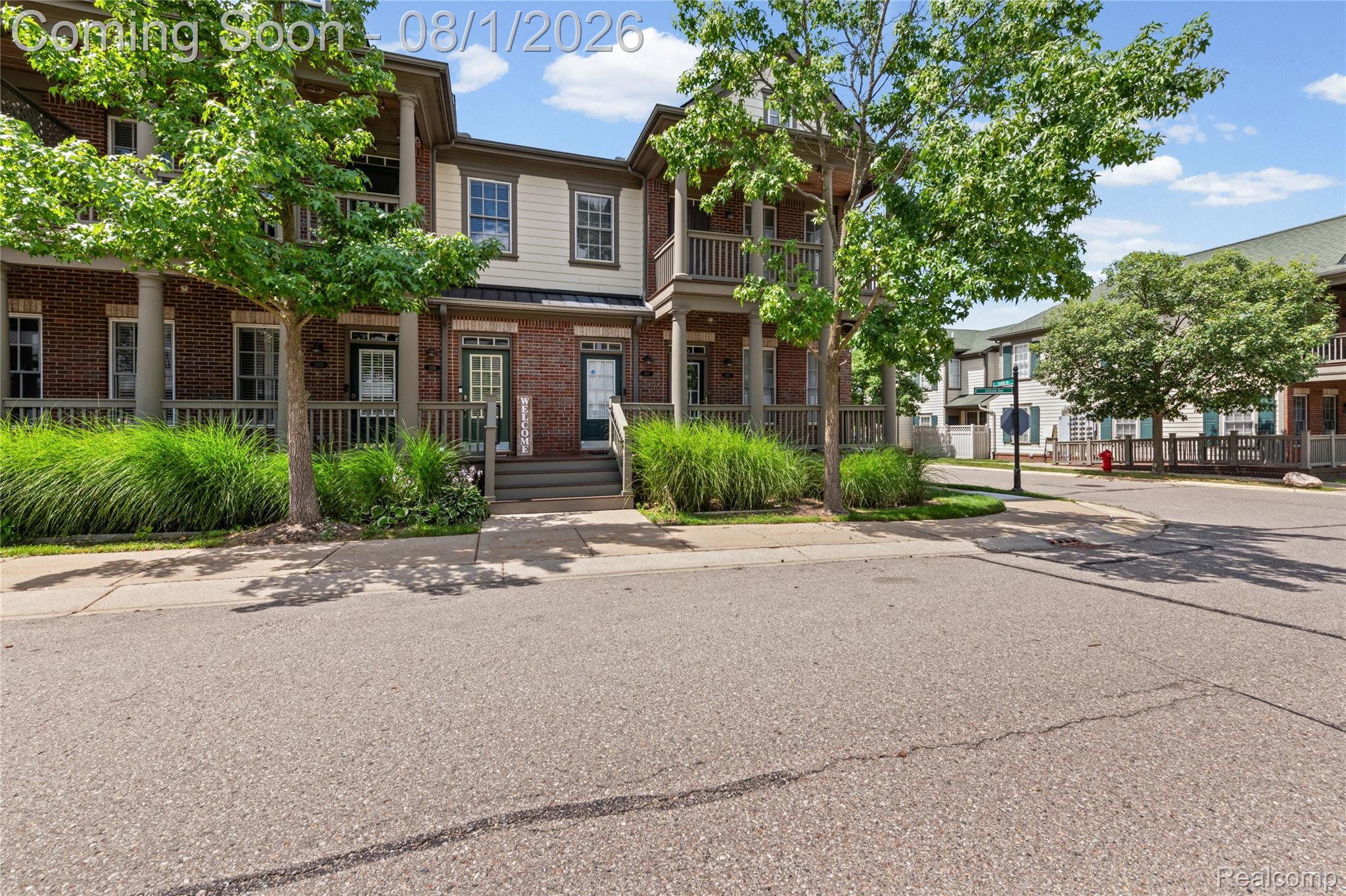 207 JOTHAM Avenue