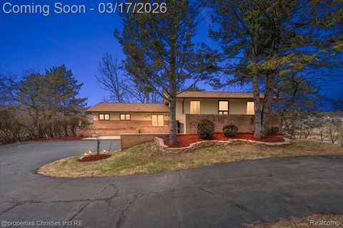 1808 Moors Court Bloomfield Hills City MI 48302