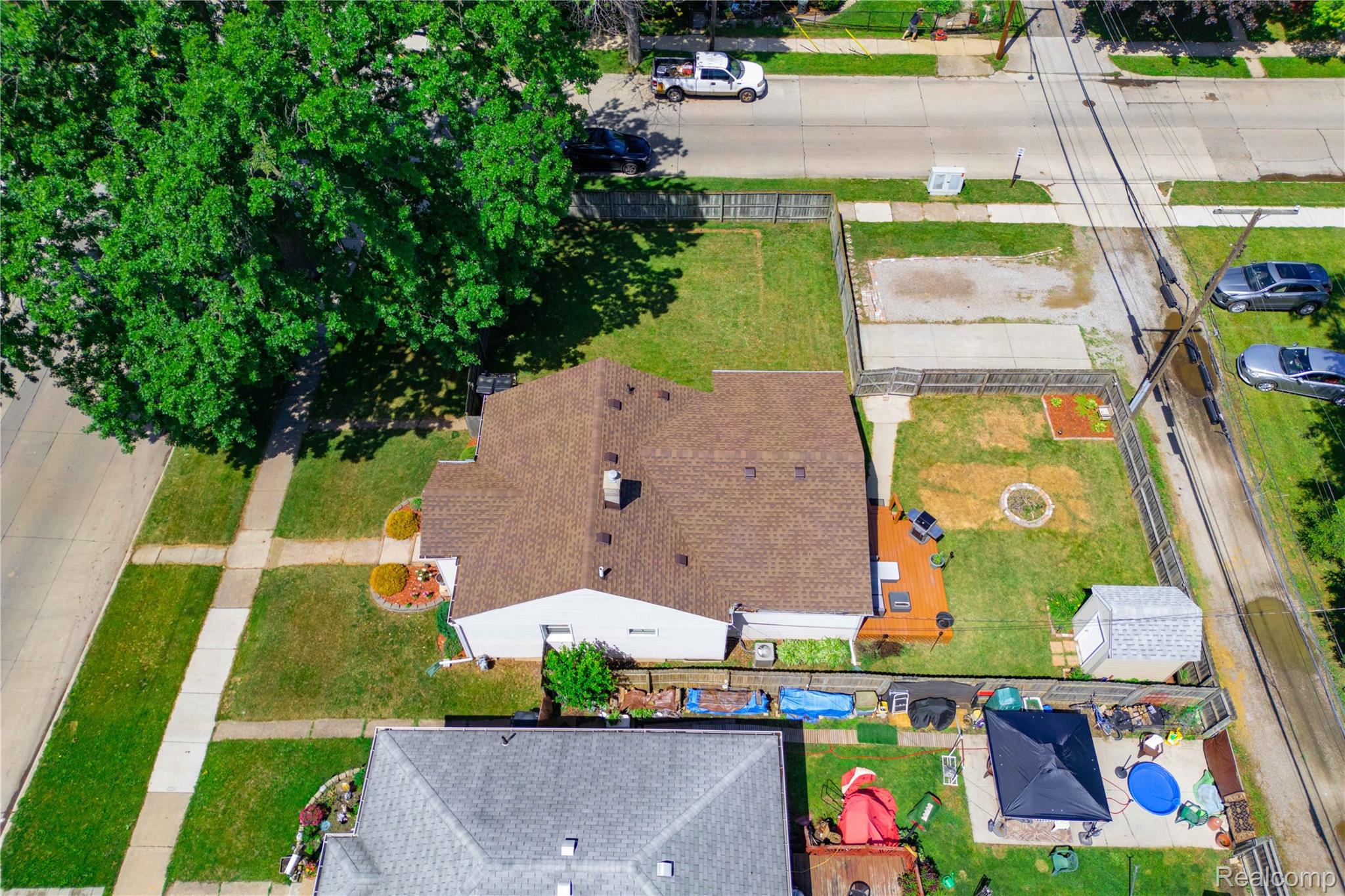826 Goddard Street