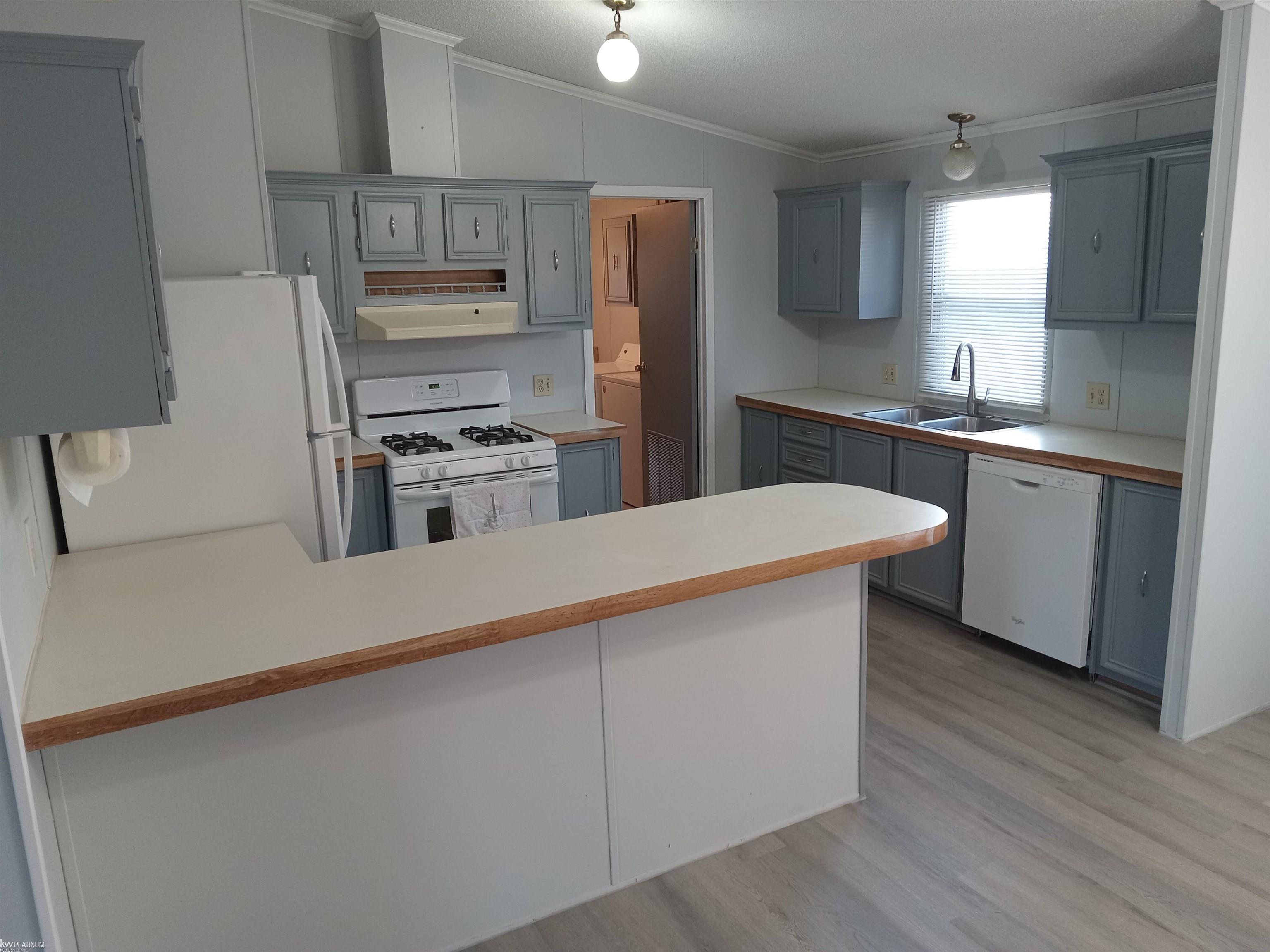 12370 St. James Court