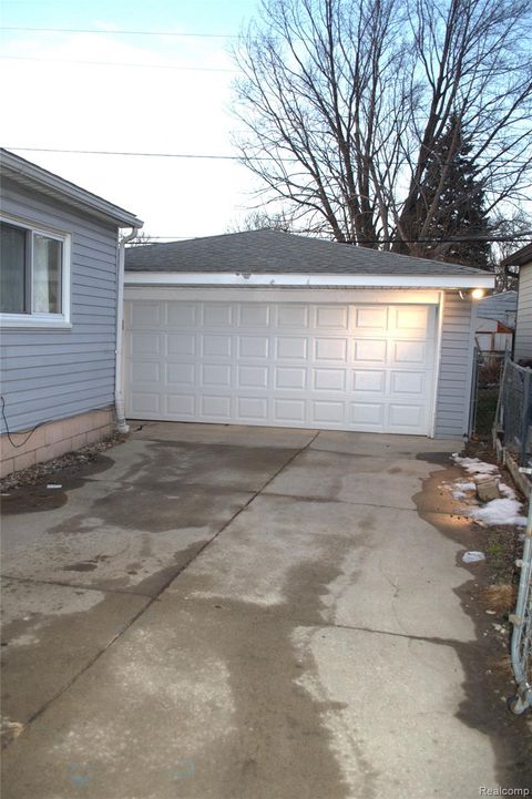 Tiny photo for 13801 Frazho Rd, Warren City, MI 48089 (MLS # 20261010217)