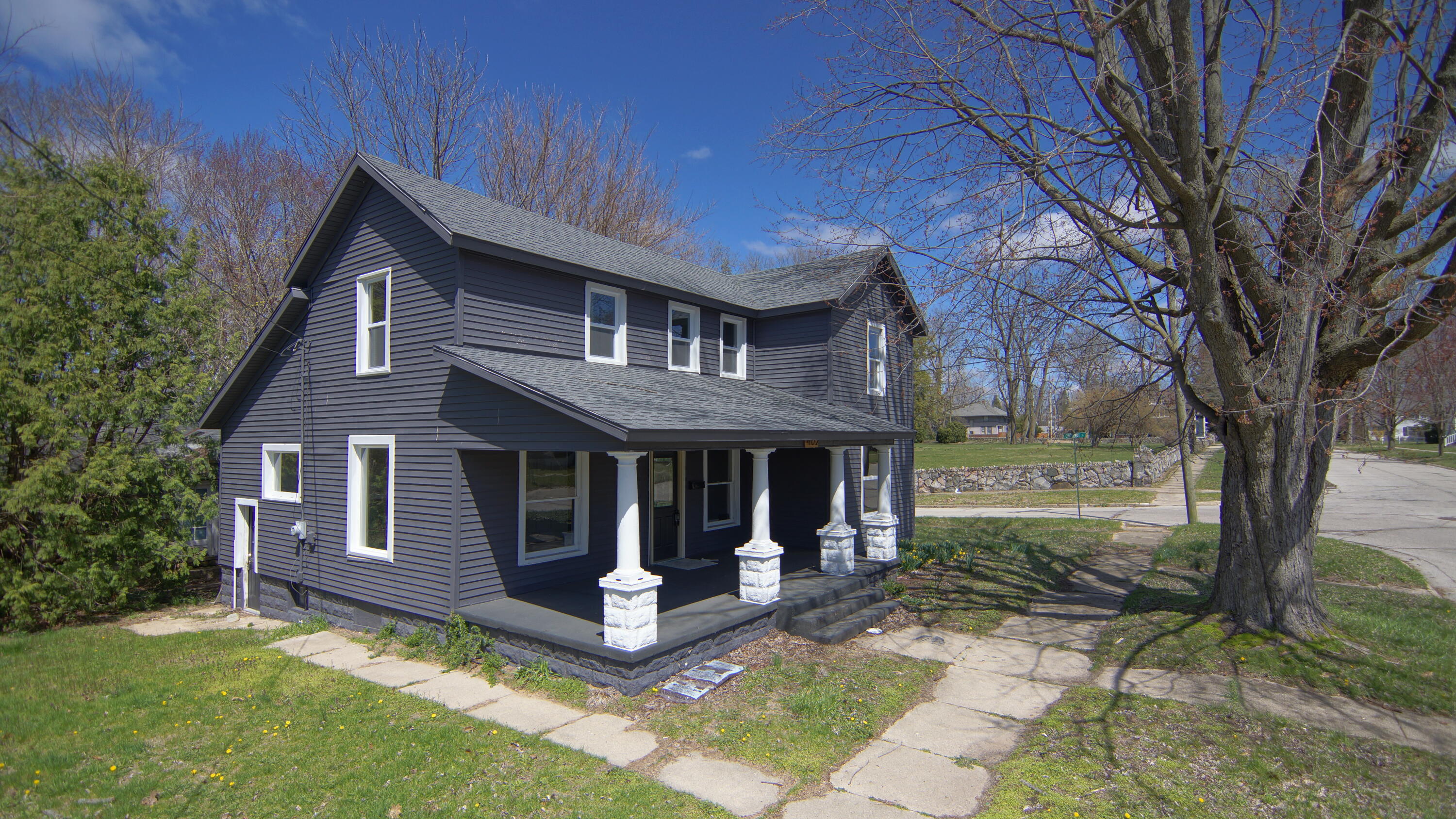 Listing image 4
