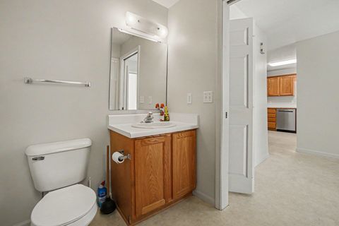 Tiny photo for 1527 E Gaylord Street, Mt Pleasant City, MI 48858 (MLS # 79080069005)