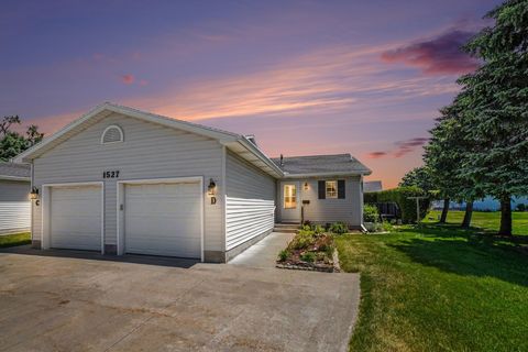 Tiny photo for 1527 E Gaylord Street, Mt Pleasant City, MI 48858 (MLS # 79080069005)