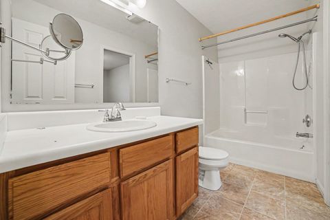 Tiny photo for 1527 E Gaylord Street, Mt Pleasant City, MI 48858 (MLS # 79080069005)