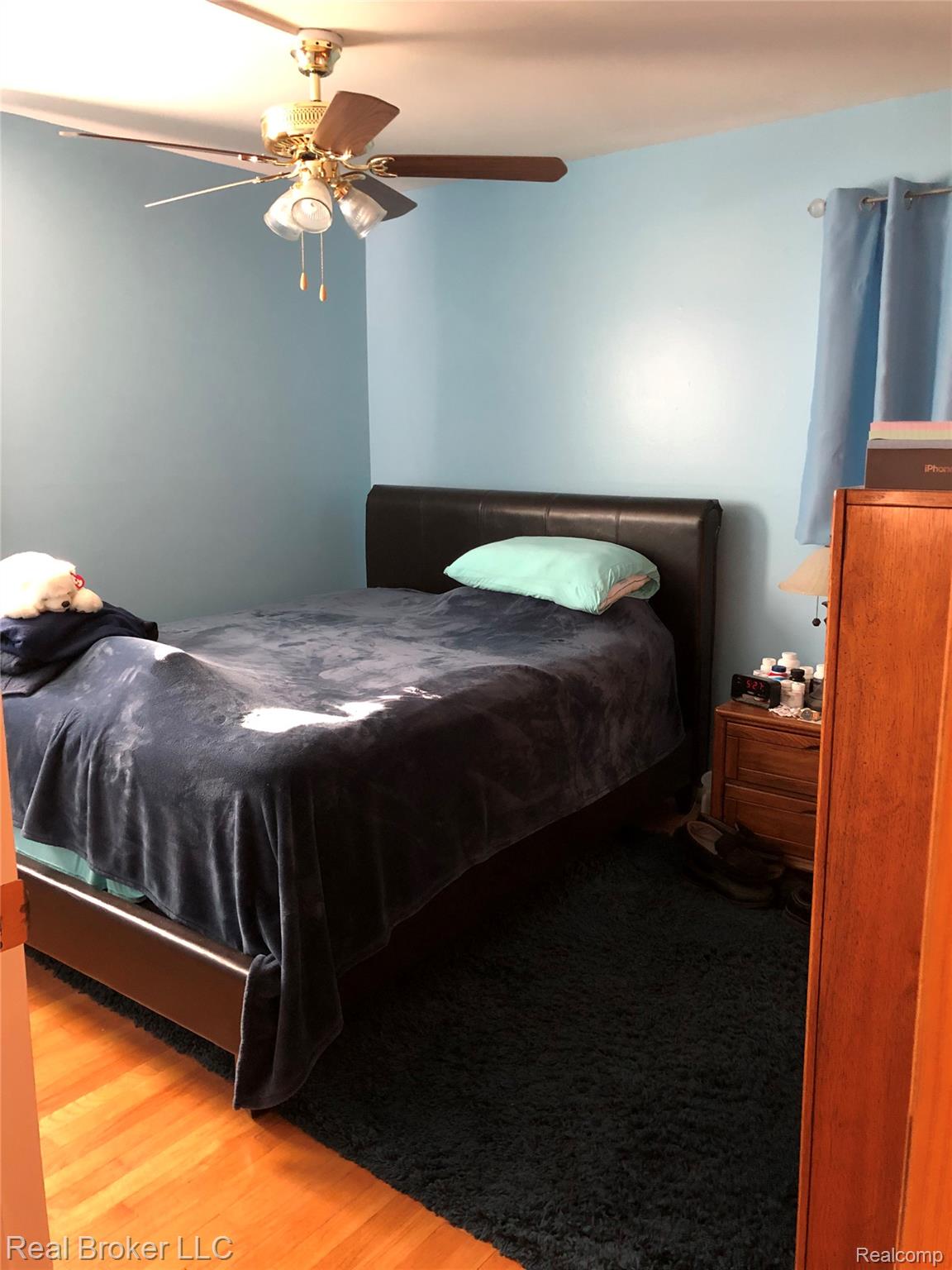 14157 Bainbridge Street