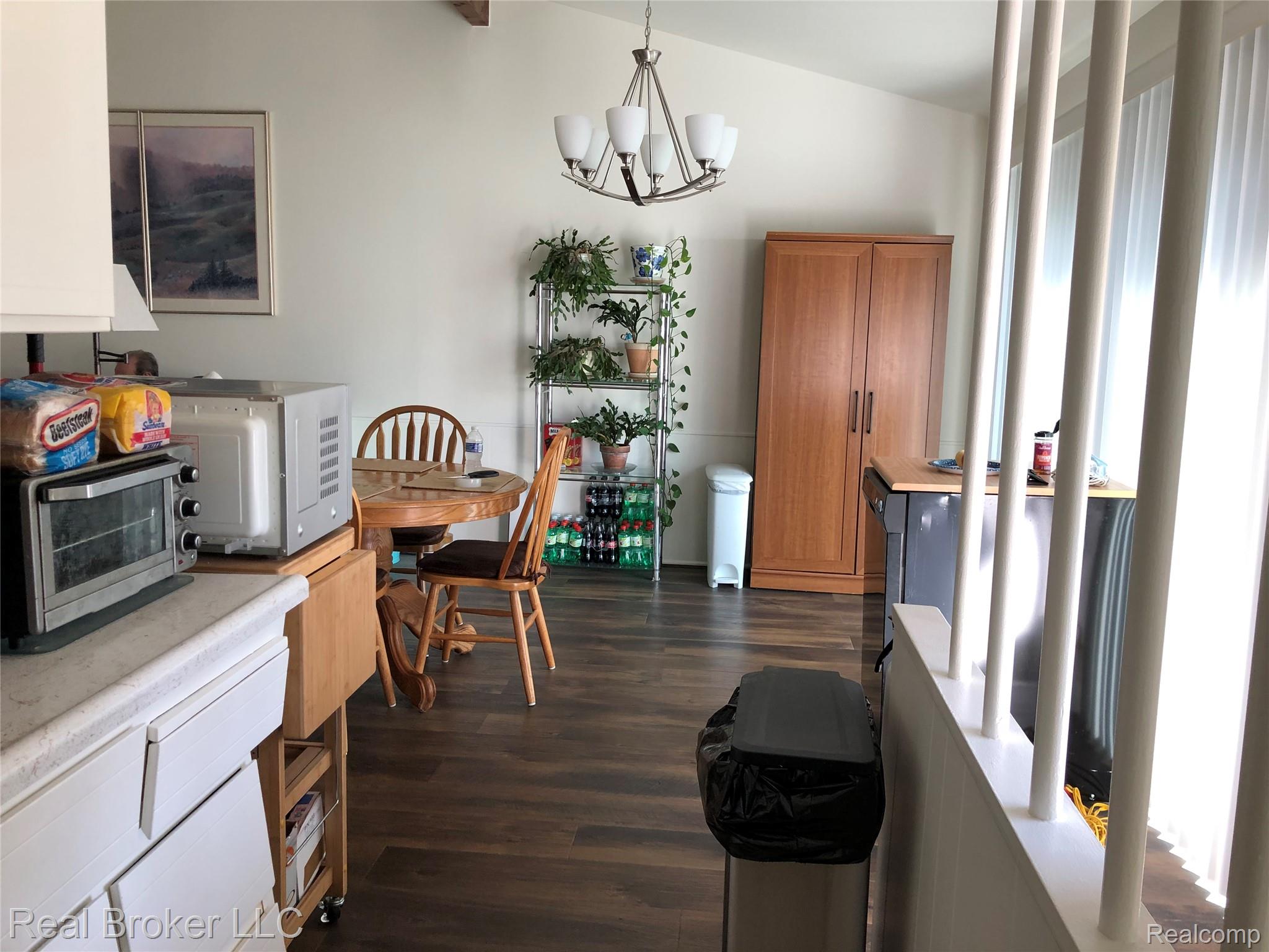 14157 Bainbridge Street