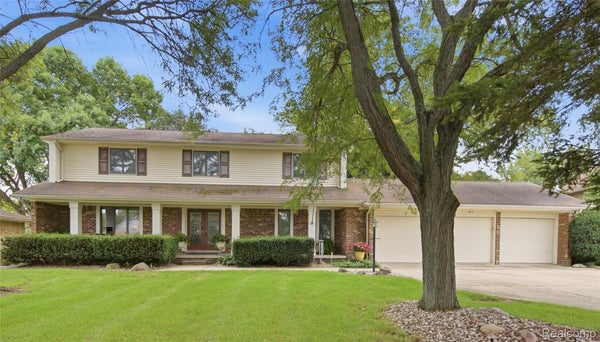 1510 KINGS CARRIAGE RD, GRAND BLANC, MI 48439 - Image 20d88385dba06e947c3f3f841fe2dfa7/1911339113