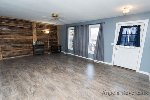 A home in DouglassTownship_Montcalm