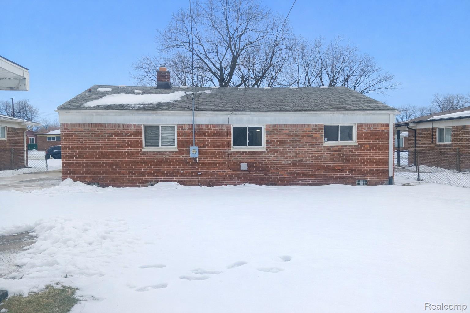 21734 Eastwood Court