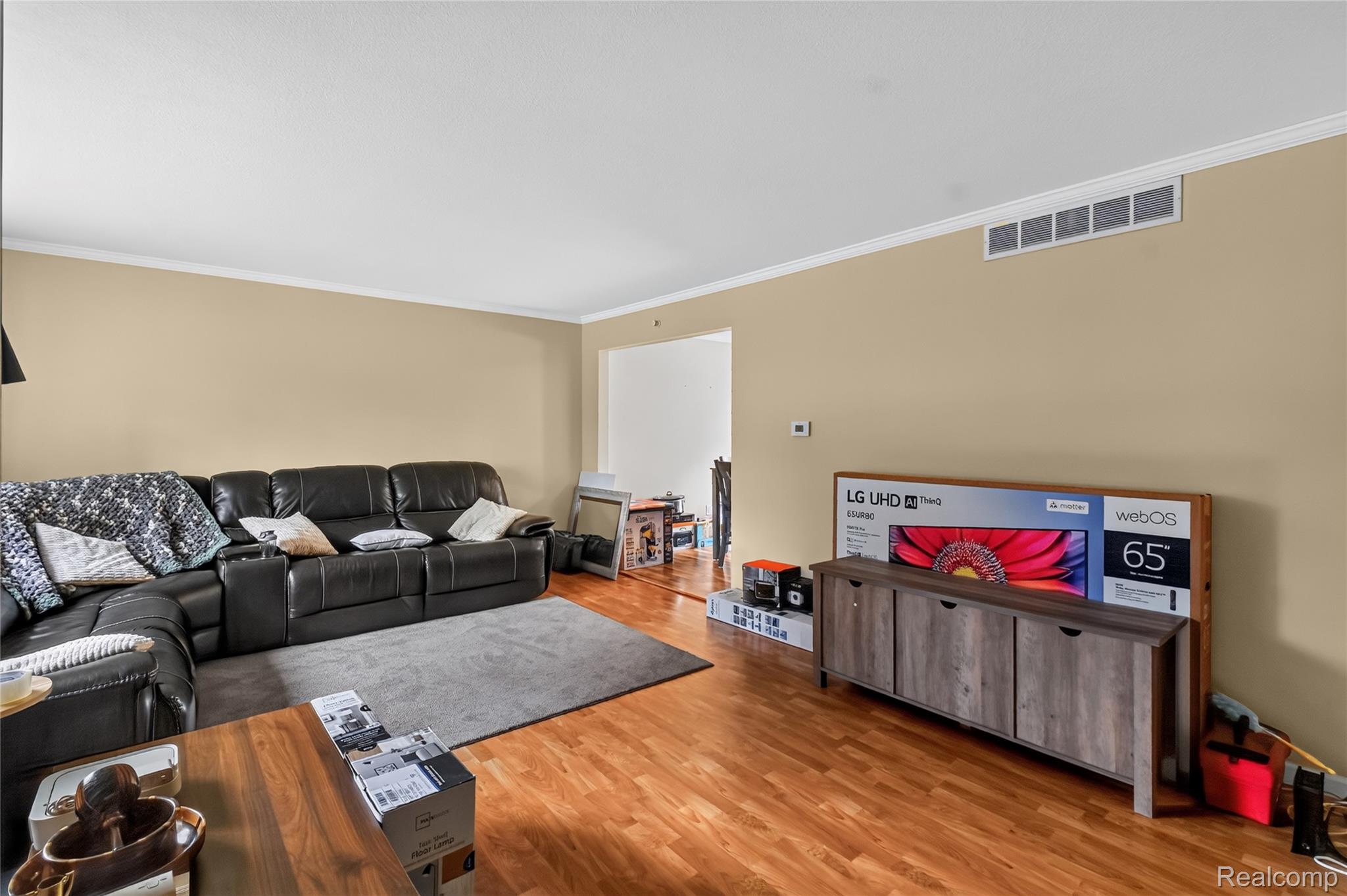 2312 Darwin Lane