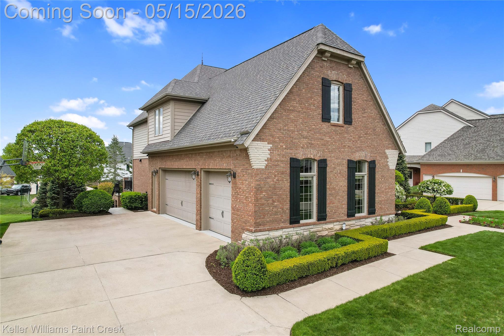 2757 Addison Circle N