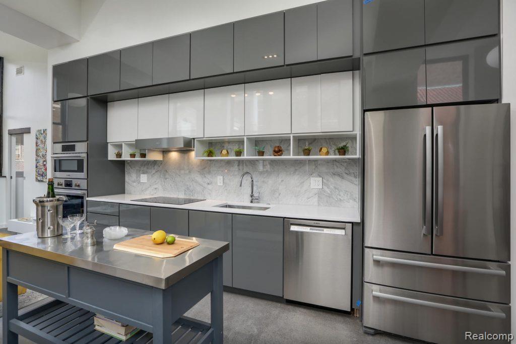 Detroit City, Michigan 48214, United States, 2 Bedrooms Bedrooms, ,2 BathroomsBathrooms,Residential,Active,145662