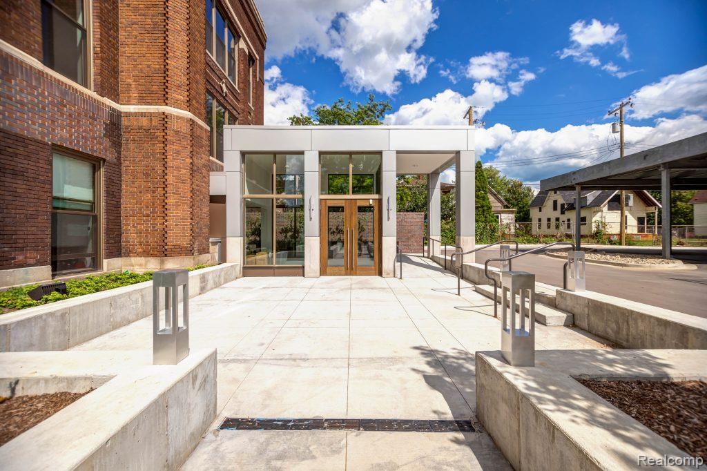 Detroit City, Michigan 48214, United States, 2 Bedrooms Bedrooms, ,2 BathroomsBathrooms,Residential,Active,145662