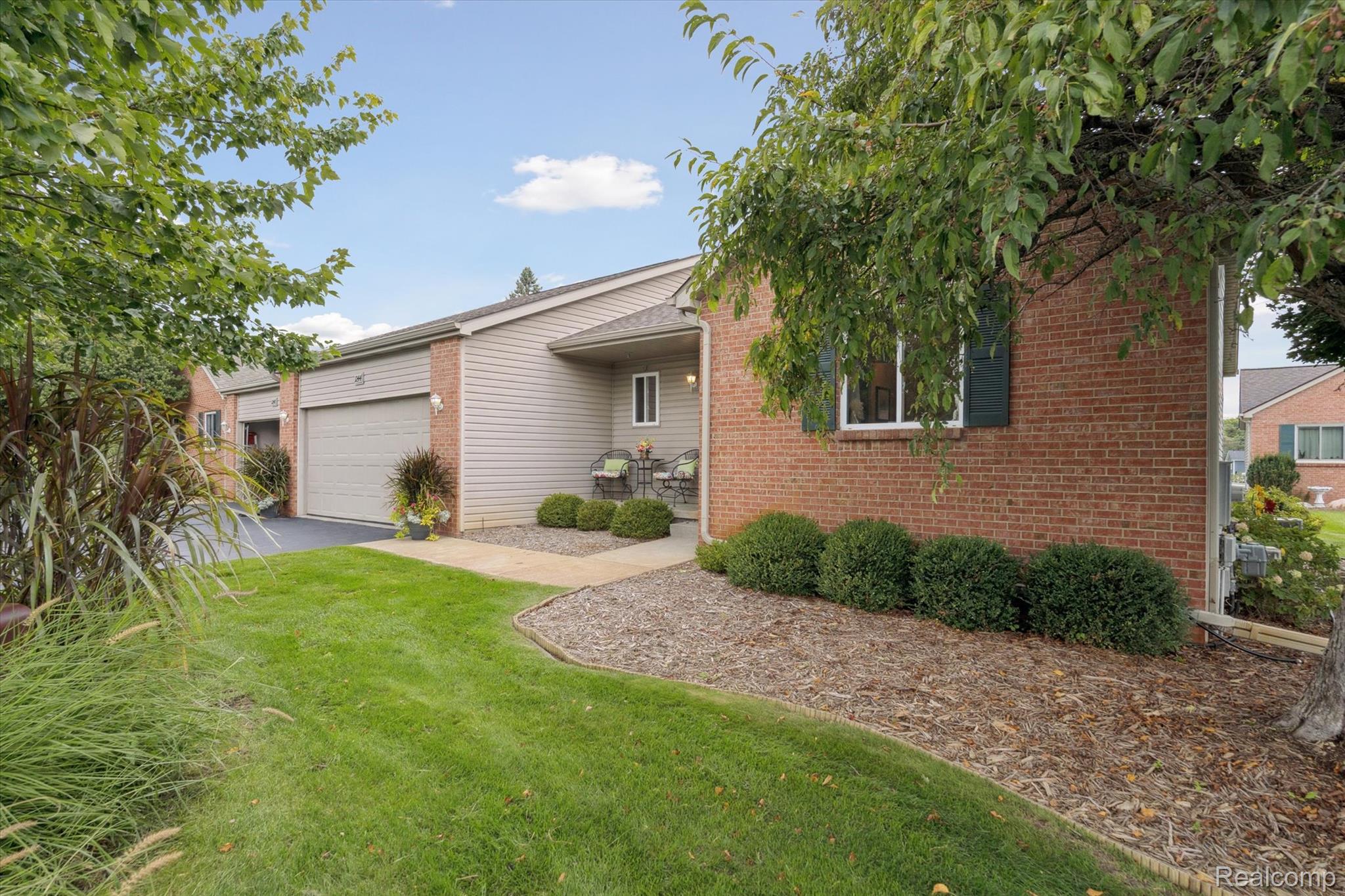 1244 Crystal Pointe Circle