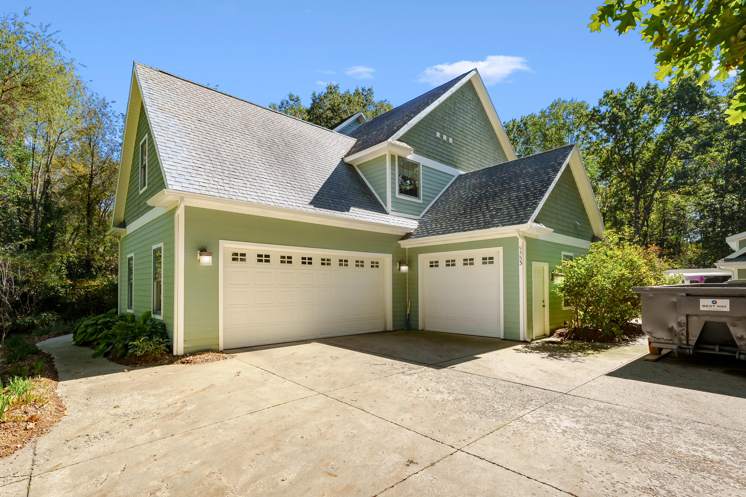 9353 El Dorado Avenue