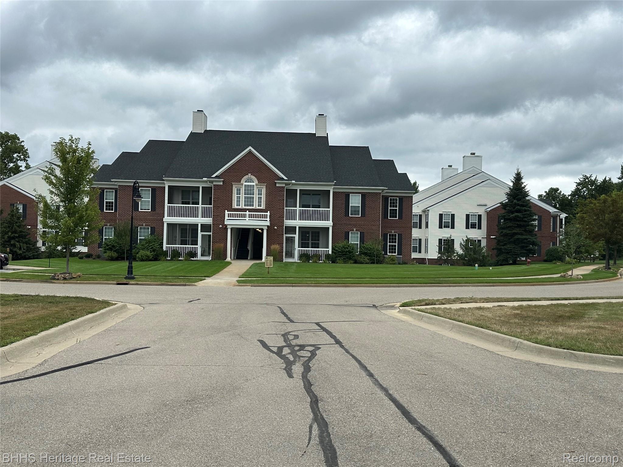 Summit Township, Michigan 49201, United States, 2 Bedrooms Bedrooms, ,2 BathroomsBathrooms,Residential,Active,195406