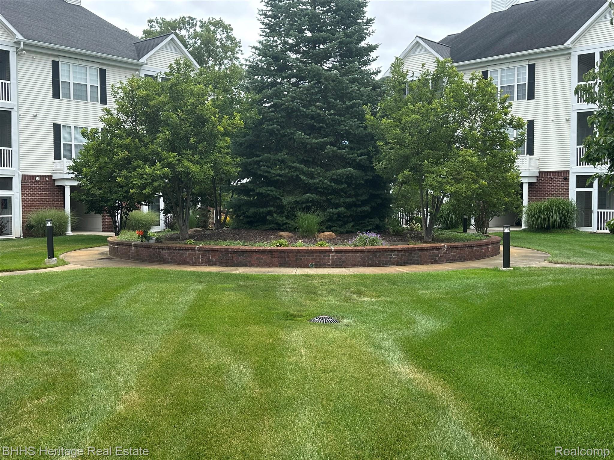 Summit Township, Michigan 49201, United States, 2 Bedrooms Bedrooms, ,2 BathroomsBathrooms,Residential,Active,195406