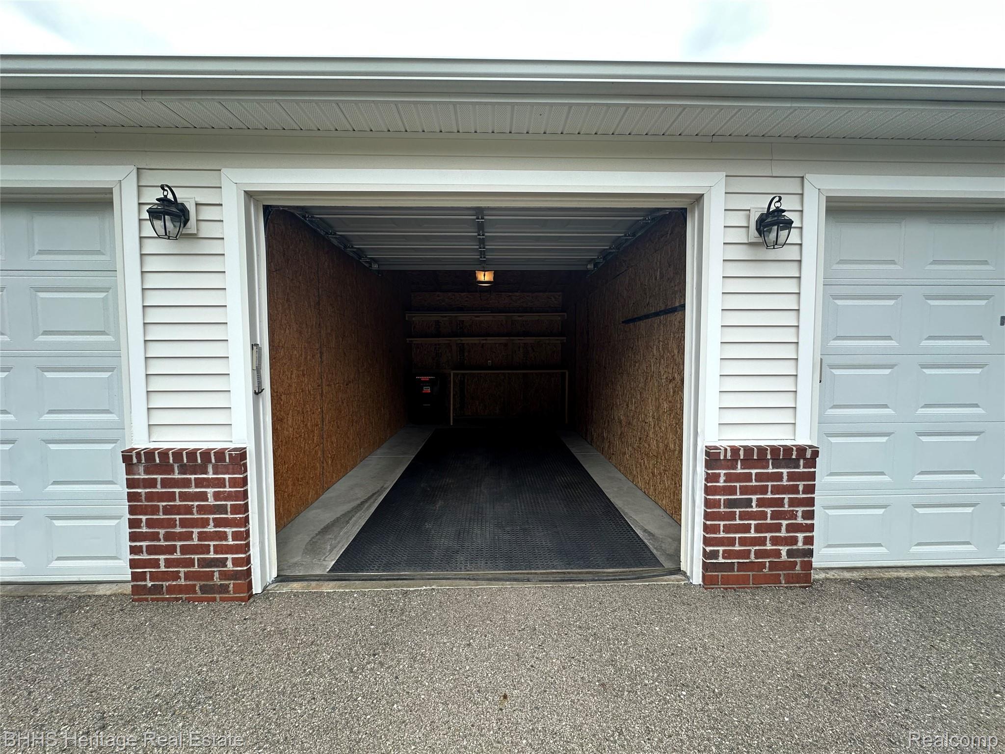 Summit Township, Michigan 49201, United States, 2 Bedrooms Bedrooms, ,2 BathroomsBathrooms,Residential,Active,195406