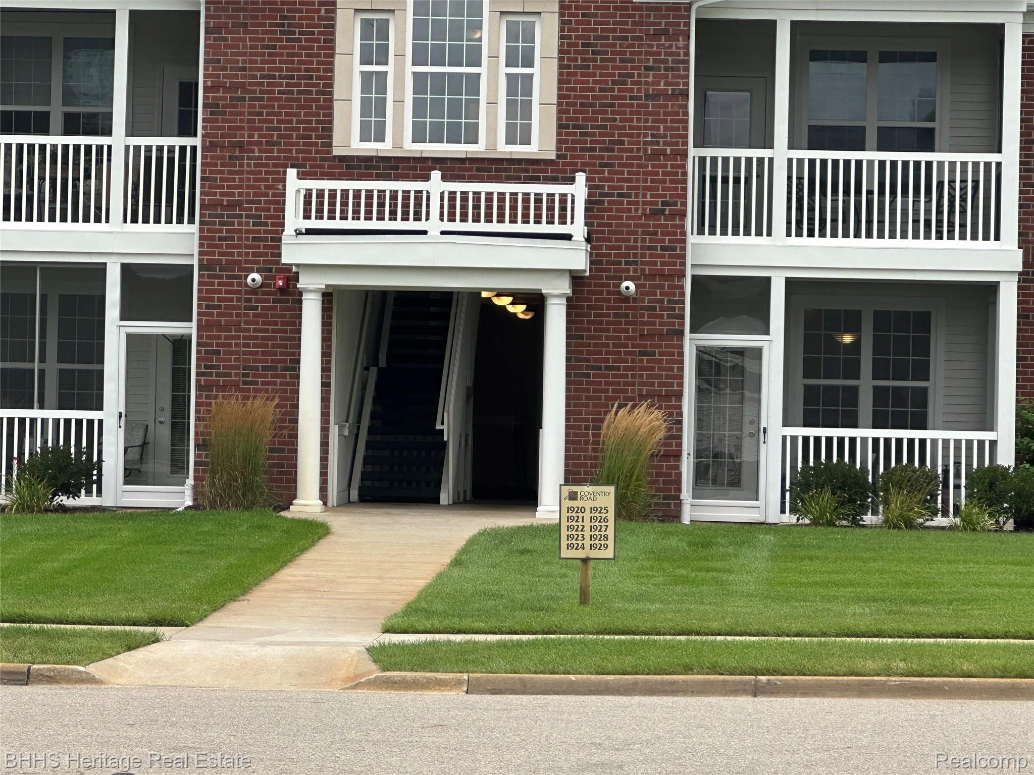 Summit Township, Michigan 49201, United States, 2 Bedrooms Bedrooms, ,2 BathroomsBathrooms,Residential,Active,195406