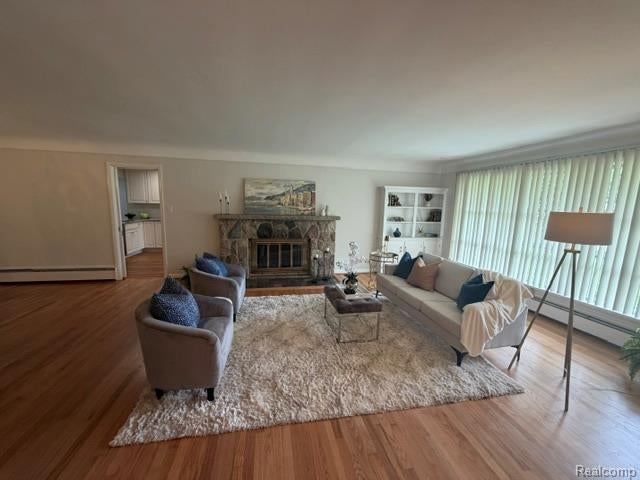 24800 N Cromwell Drive