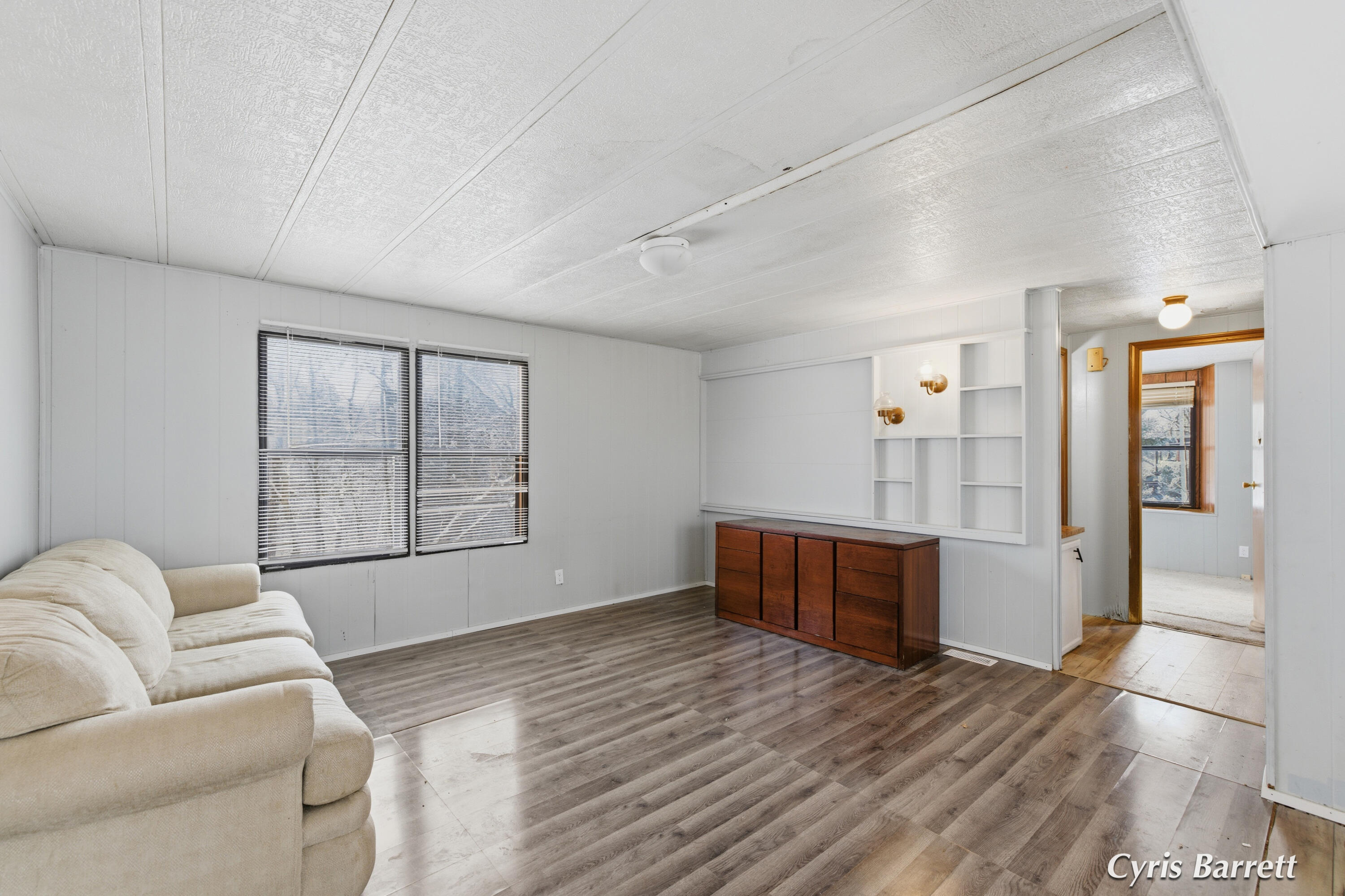 3593 Millrace Court SE