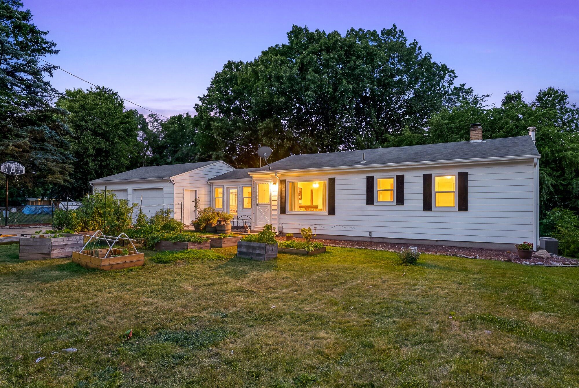 1734 Fayette Court