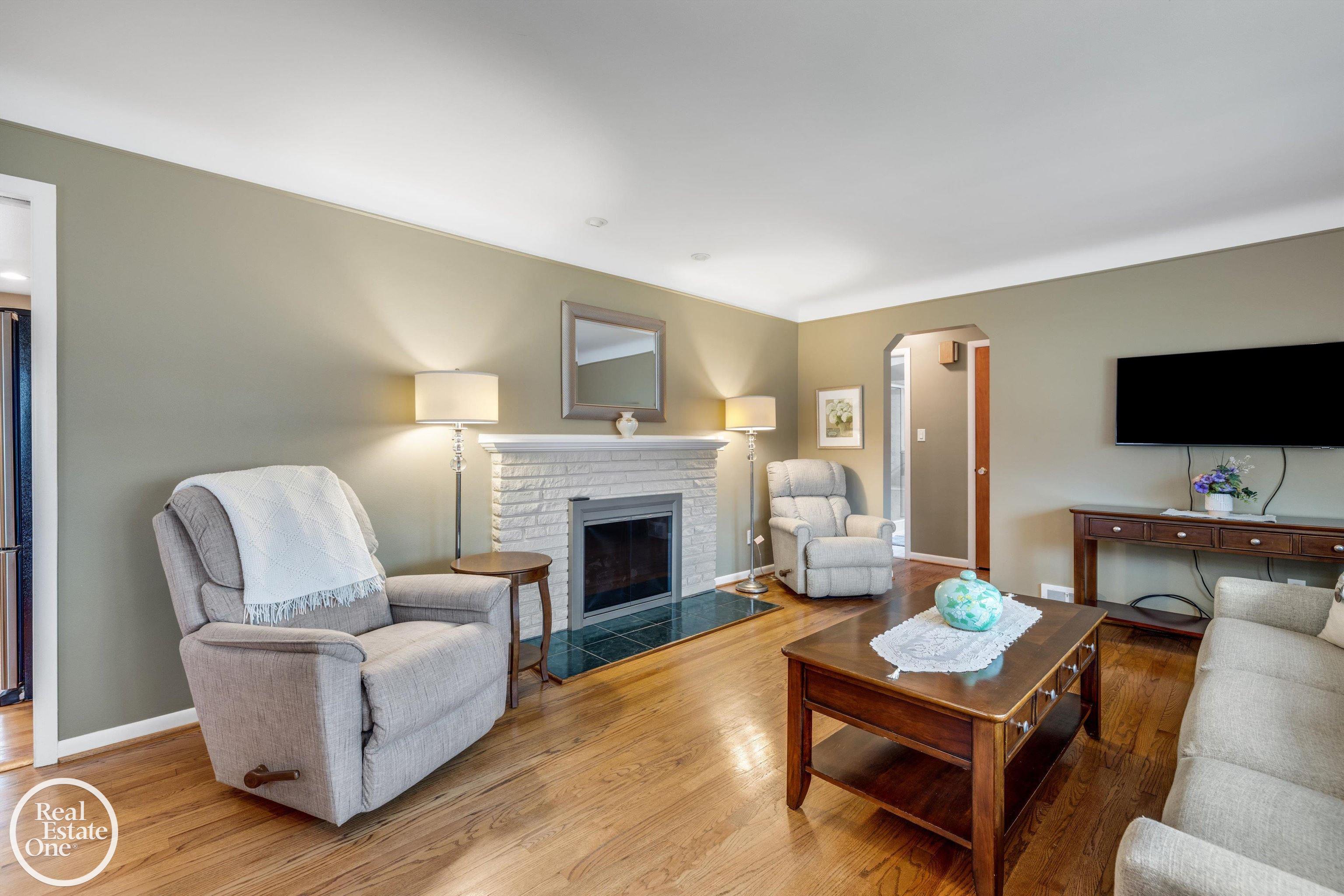 1713 Aline Drive