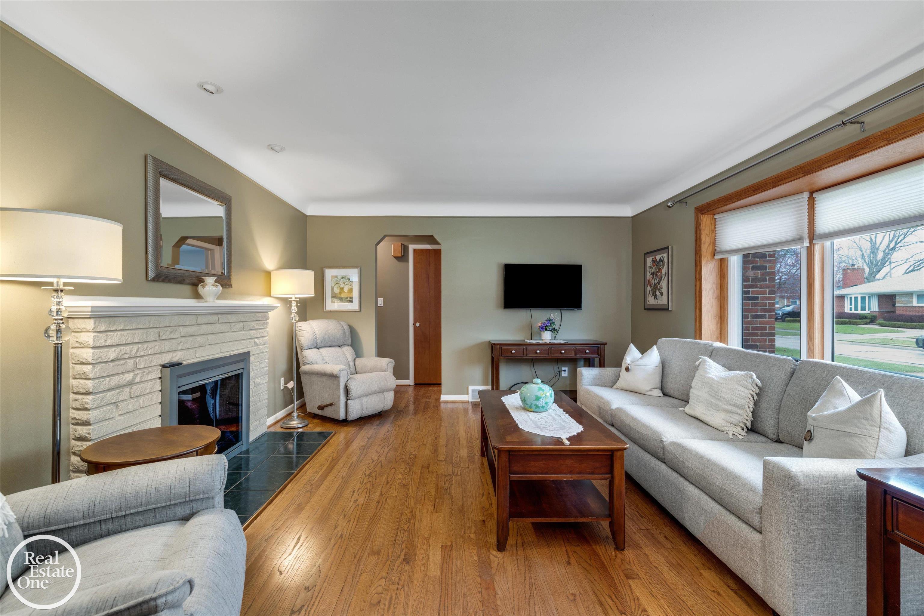 1713 Aline Drive