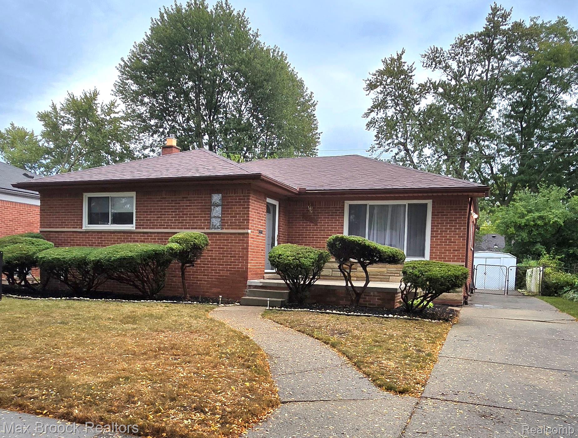 23110 Wildwood Street