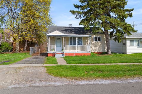7957 PINE Street Taylor City Wayne MI 48180