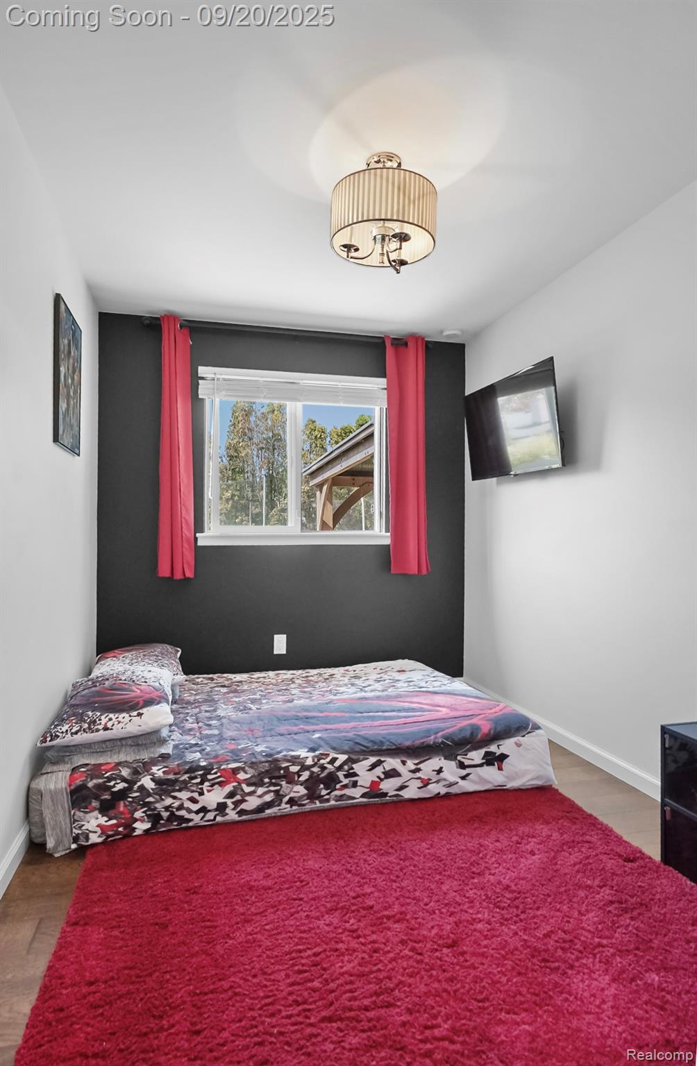 Macomb Township, Michigan 48044, United States, 3 Bedrooms Bedrooms, ,4 BathroomsBathrooms,Residential,Pending,212492