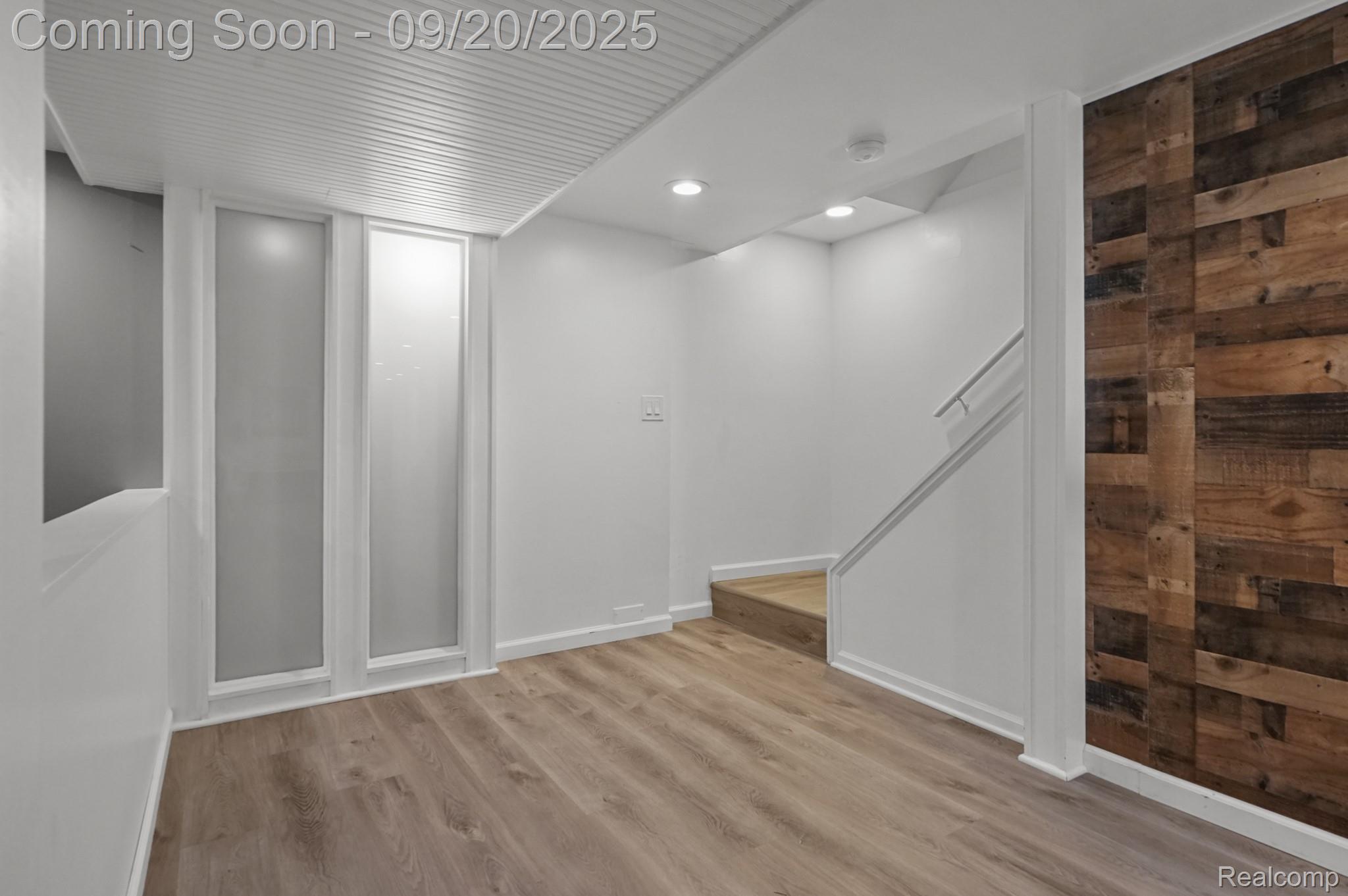 Macomb Township, Michigan 48044, United States, 3 Bedrooms Bedrooms, ,4 BathroomsBathrooms,Residential,Pending,212492