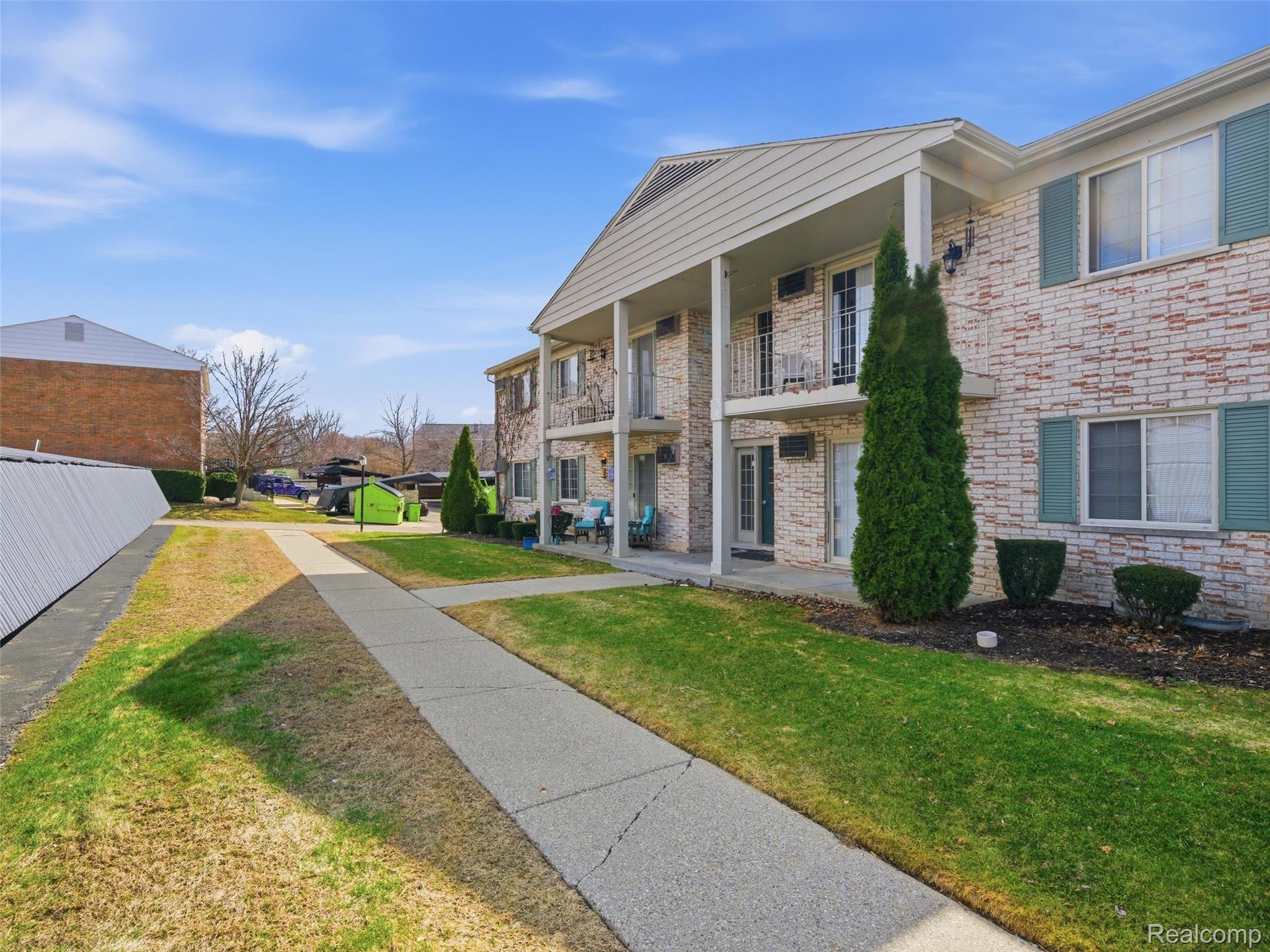 475 Baldwin Avenue 26