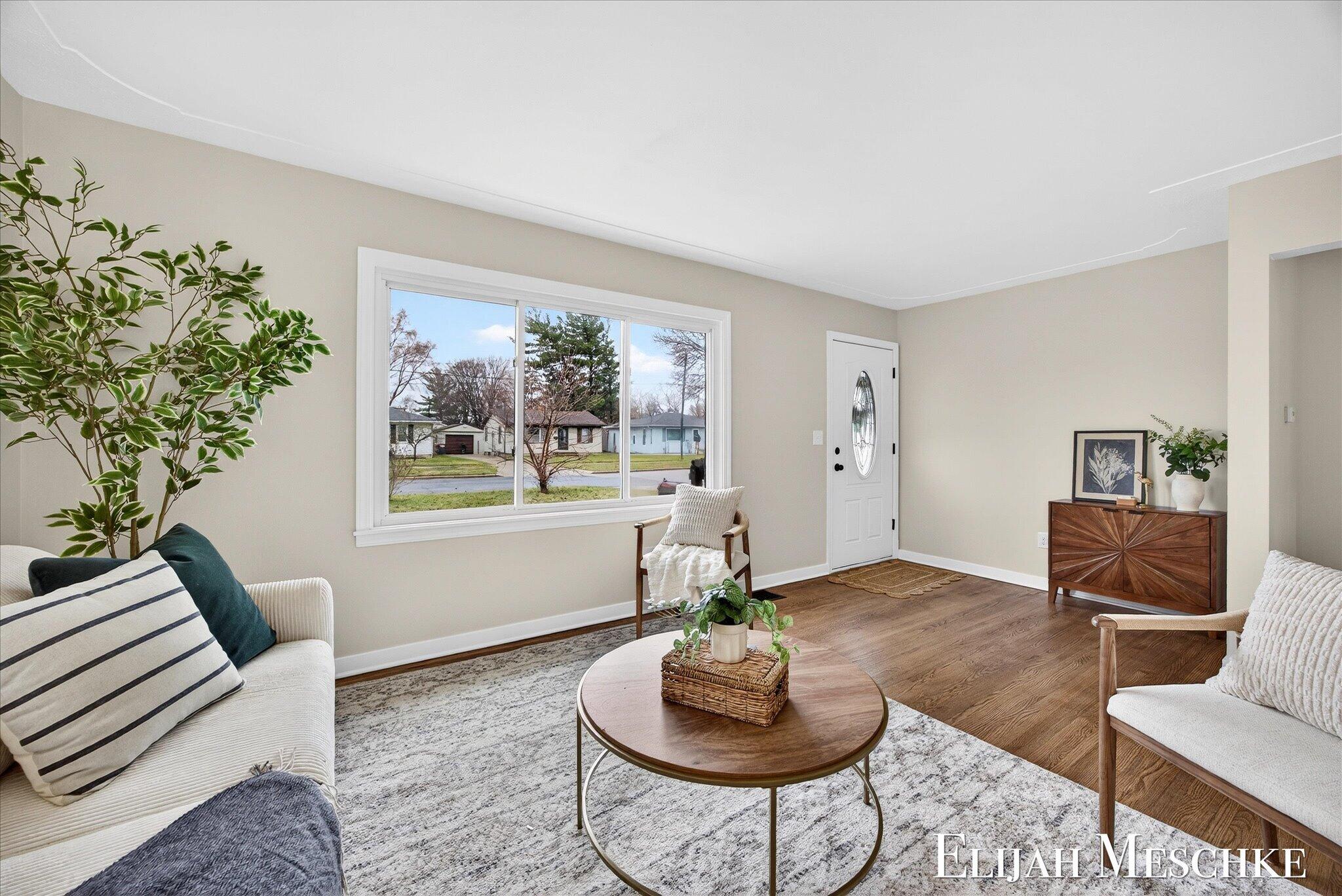 27 Maplelawn Street SW