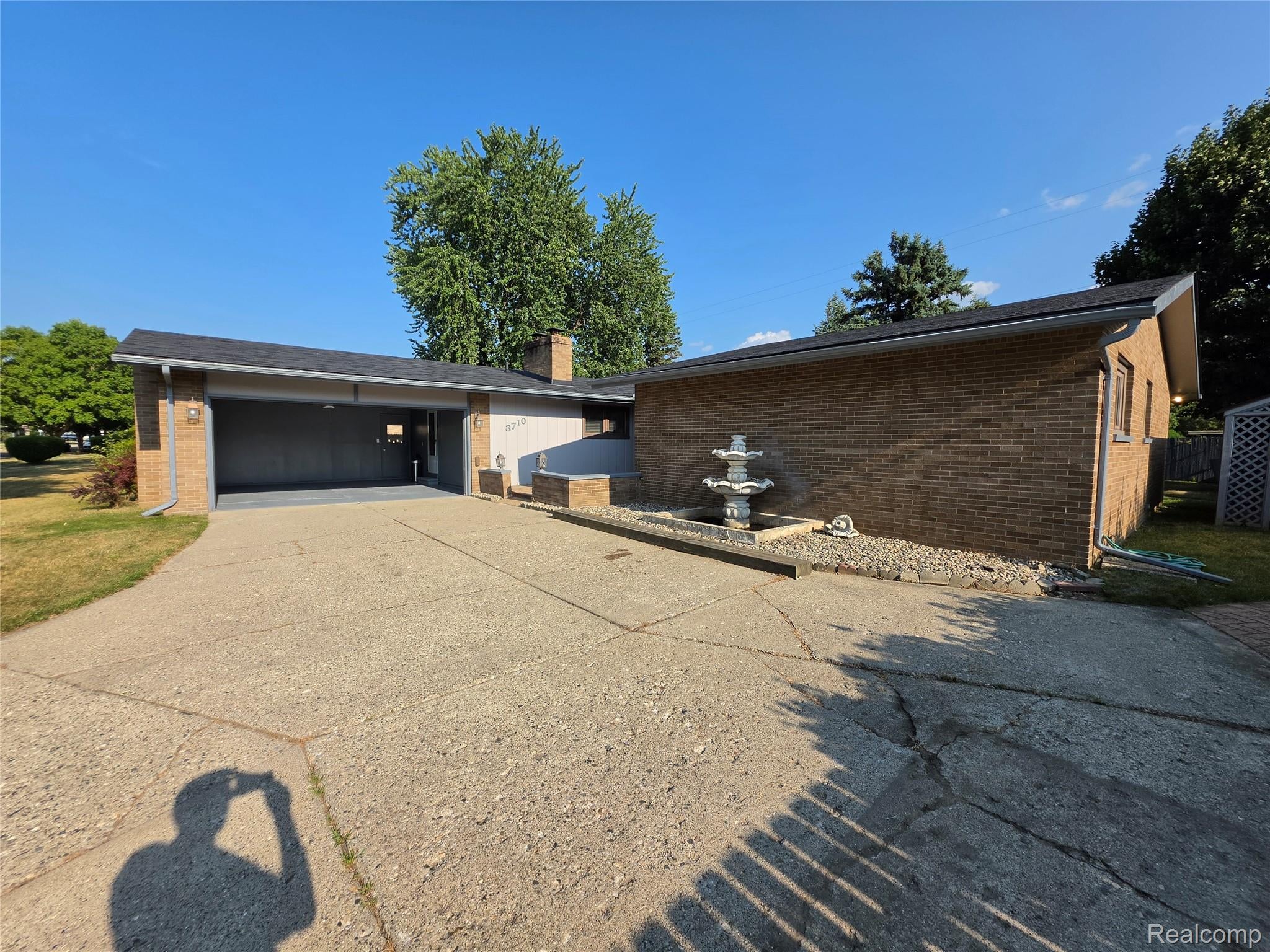 3710 Worchester Drive