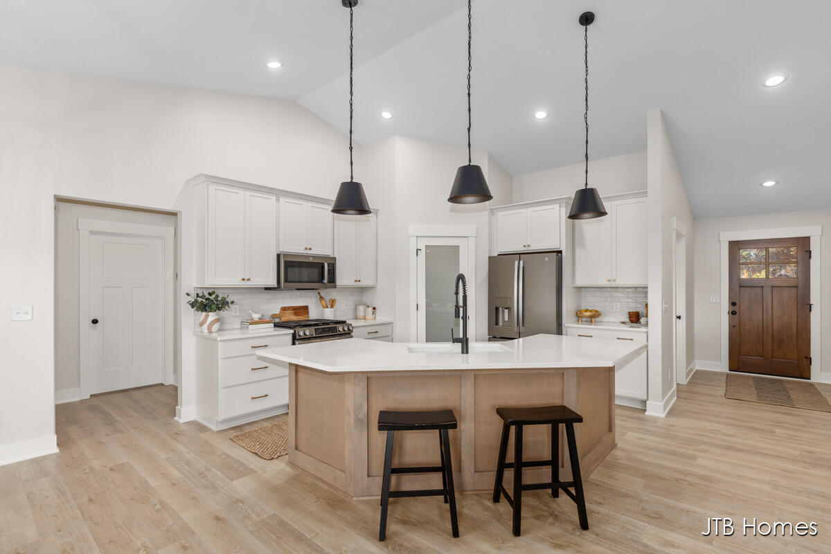 1460 Kimber Drive 117