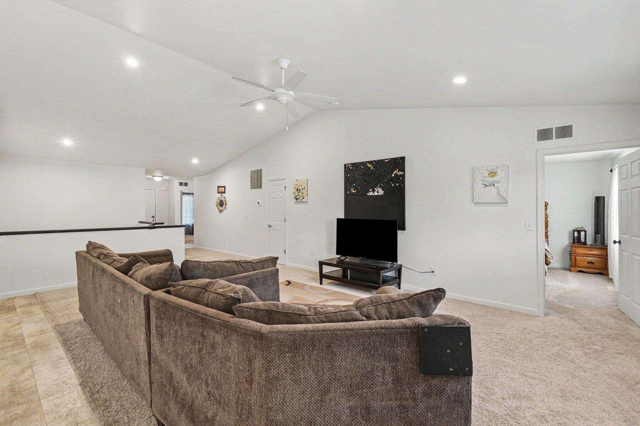 501 Pioneer Trail