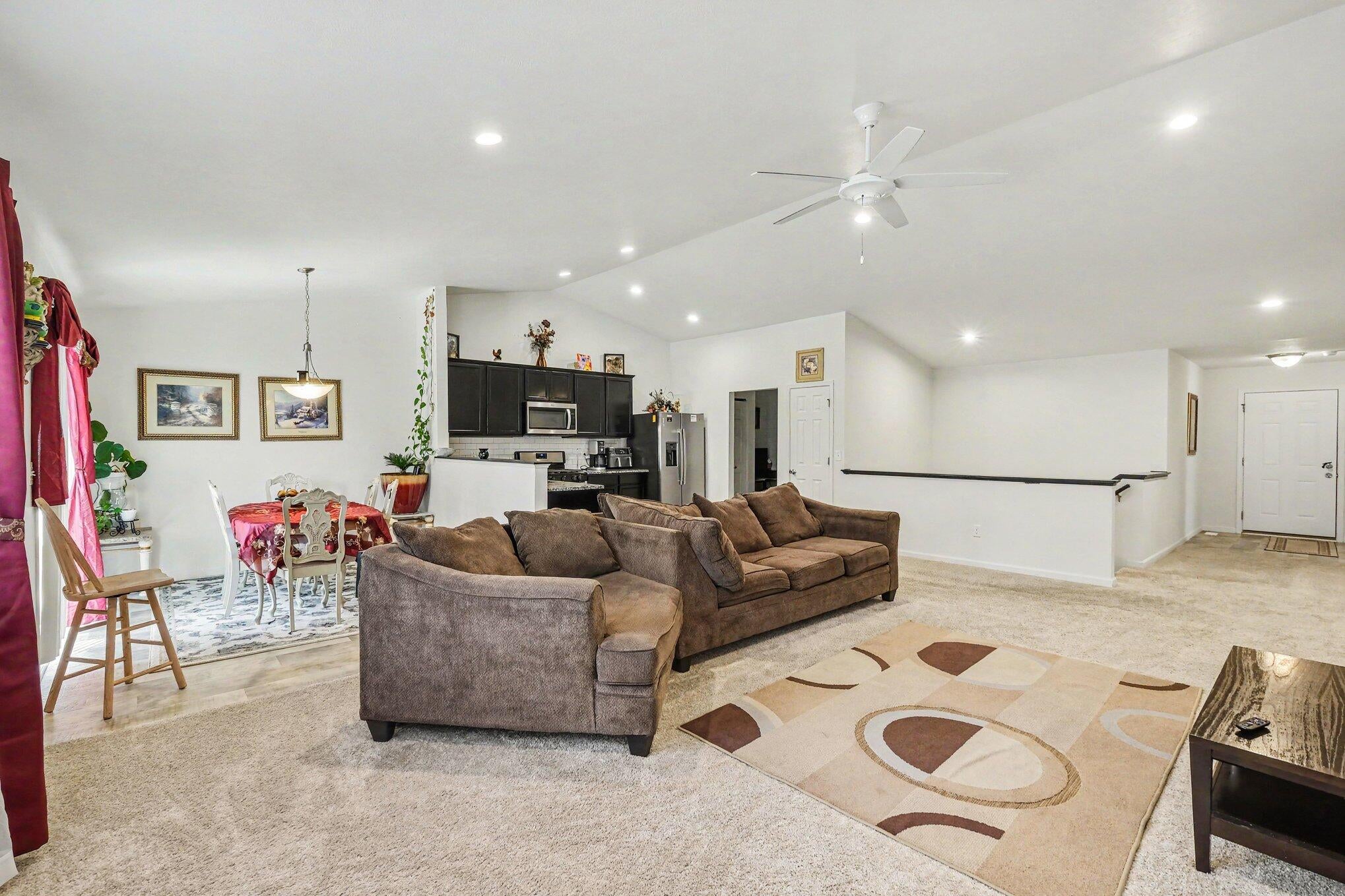 501 Pioneer Trail