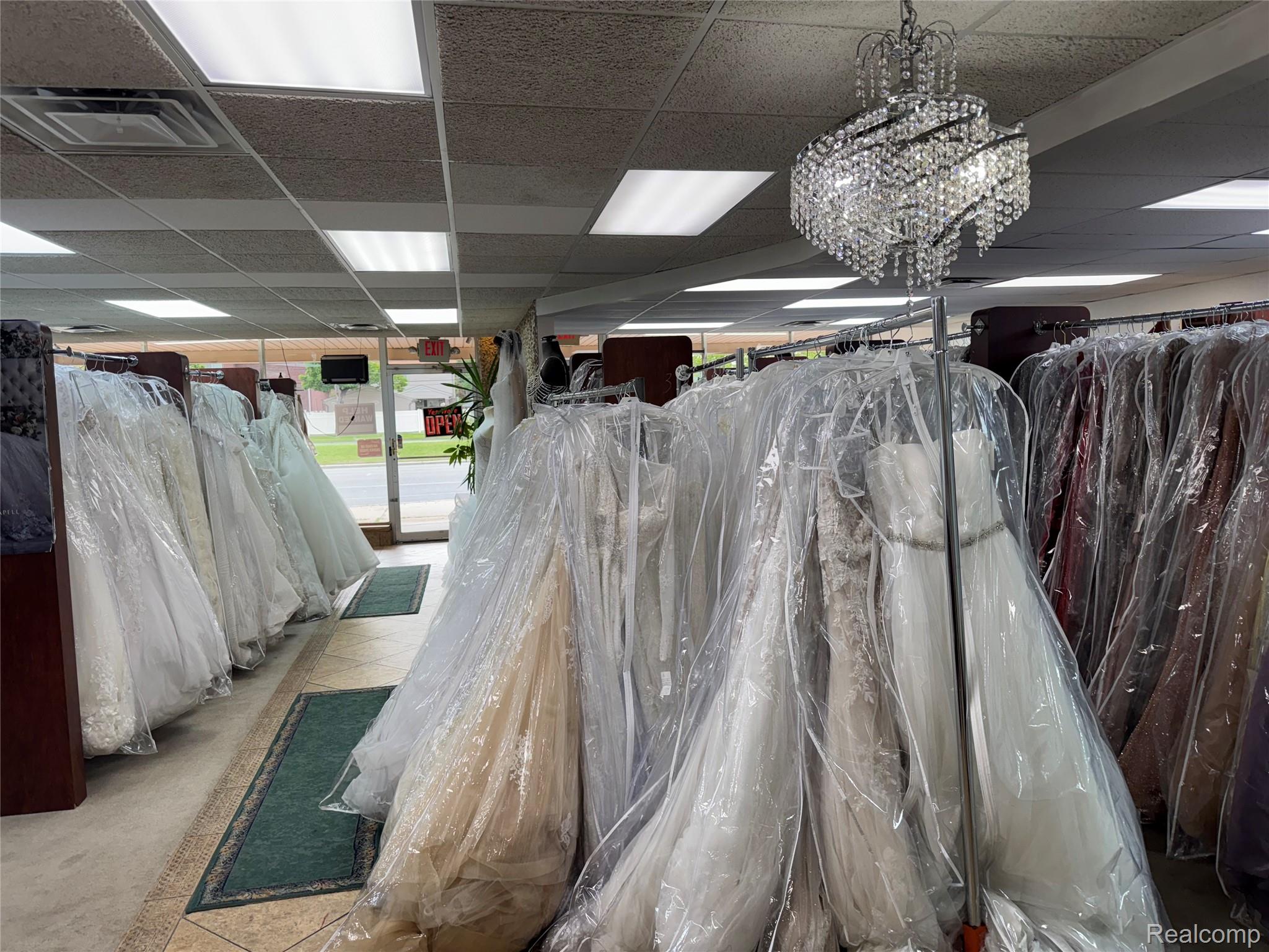 5050 E Greenfield Road