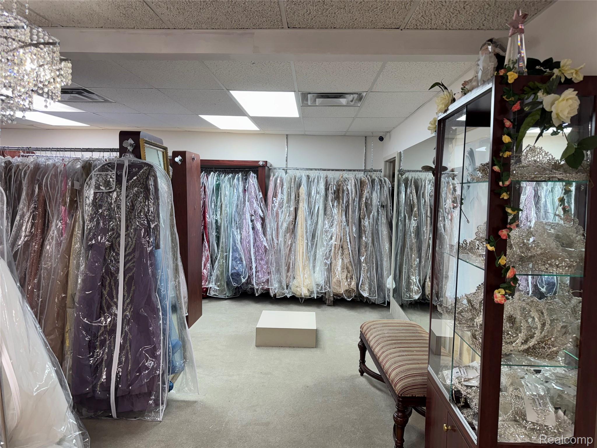 5050 E Greenfield Road