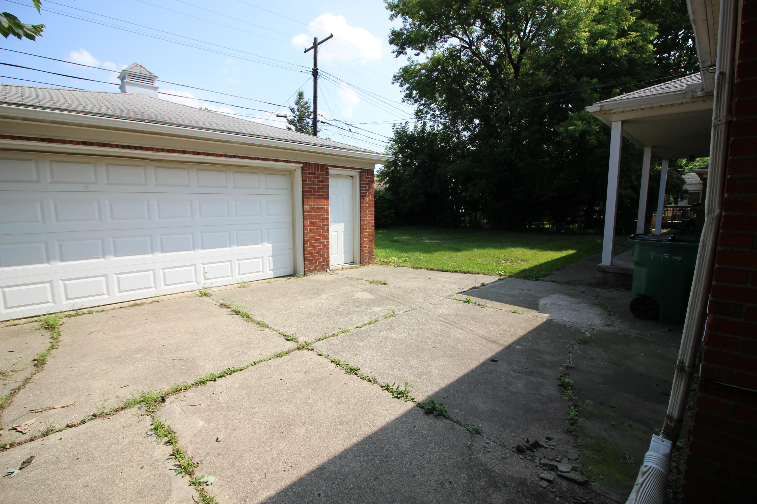 18243 Rosetta Avenue