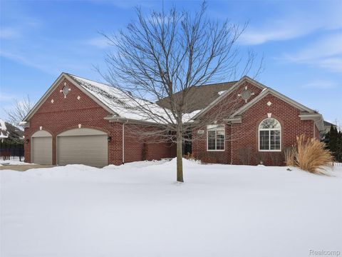 Photo of 26833 Alderman Court, Harrison Charter Township, MI 48045 (MLS # 20261006878)
