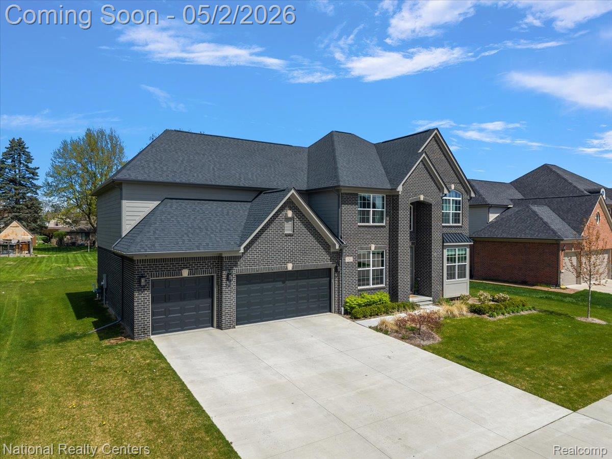 1283 Bloomingdale Drive