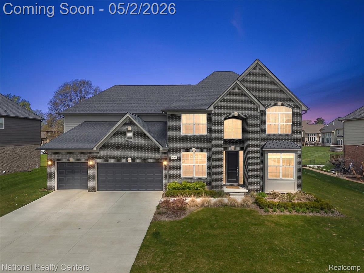 1283 Bloomingdale Drive