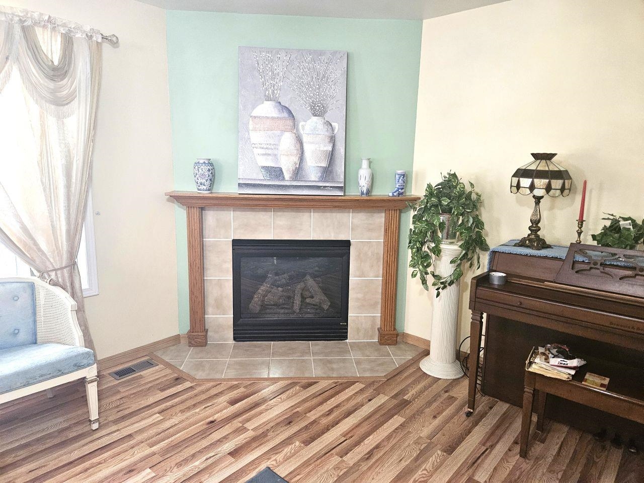 301 S 6th Street