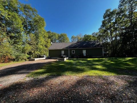 Photo of 895 Jennings Road, Northfield Township, MI 48189 (MLS # 20251040748)