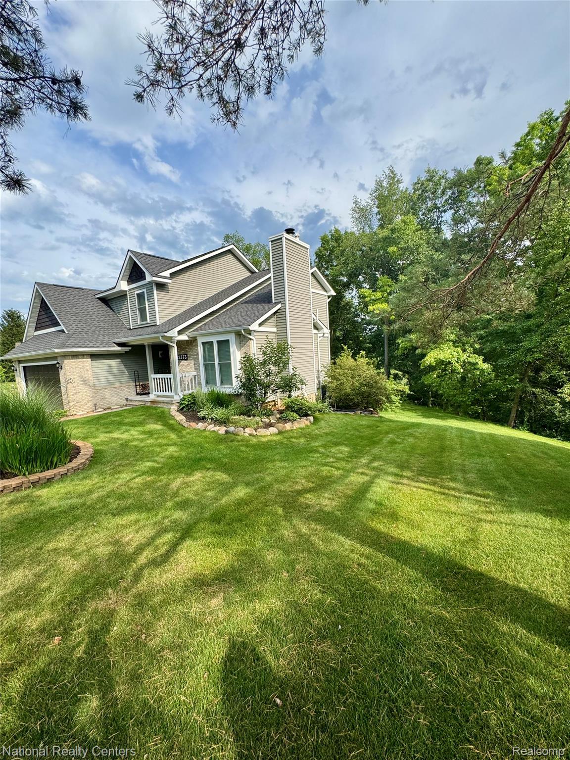 12373 Windcliff
