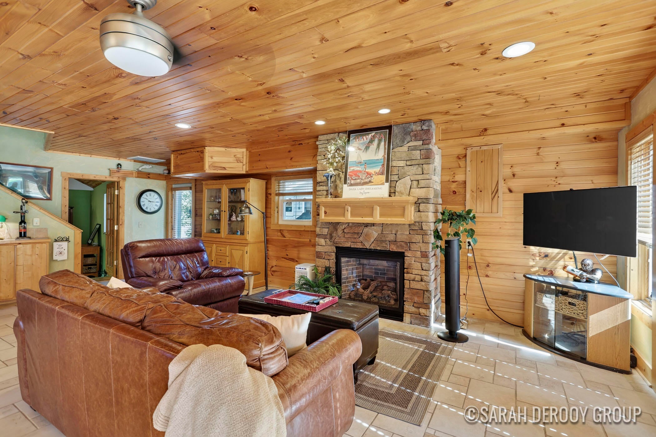 2265 N Center Court